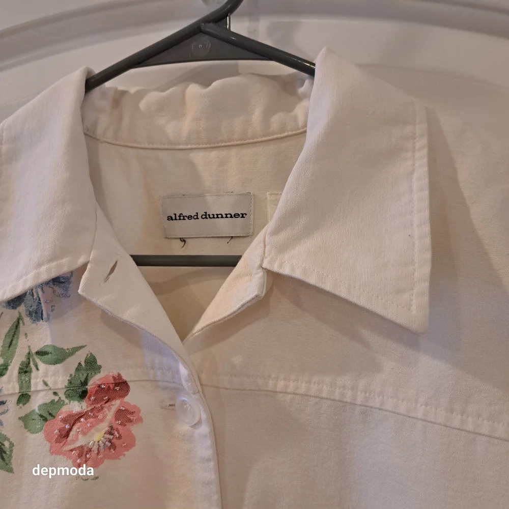 Alfred Dunner White Floral Jean Jacket Size 12